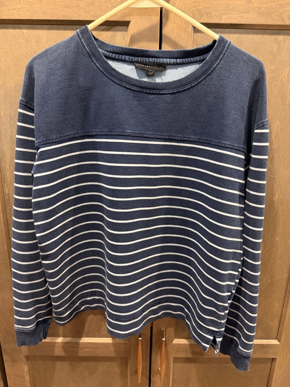 Jane + Delancey Women’s Small Navy Striped Long Sleeve Crewneck Sweatshirt